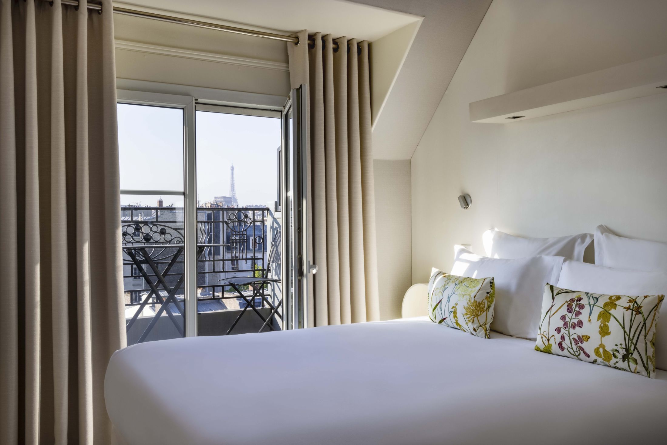 Hotel de Banville - Deluxe Terrace Room
